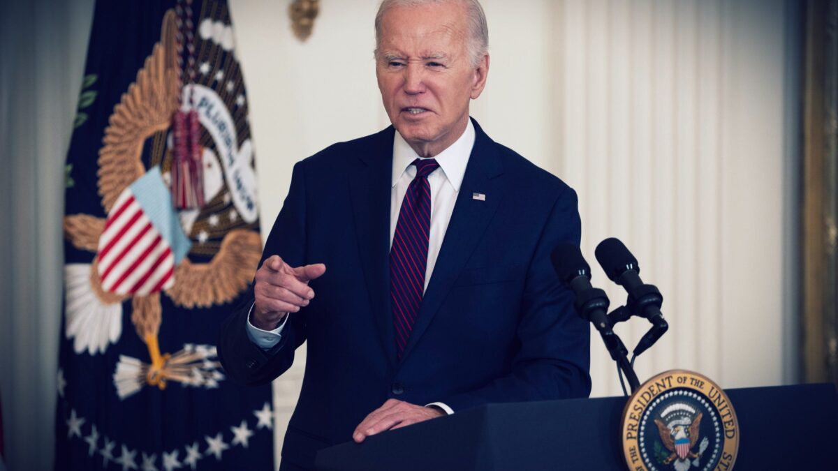 Biden subisce l’affronto iraniano ma a rinforzare Teheran è stato lui