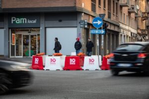 Il Pd Bolognese va a 30 all’ora e si fa superare dalle baby gang
