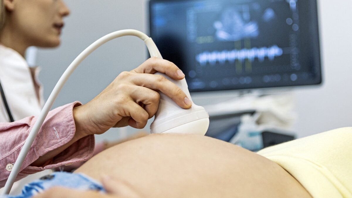Prima dell’aborto va sentito il cuore del feto