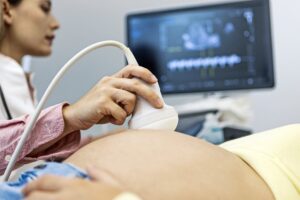 Prima dell’aborto va sentito il cuore del feto