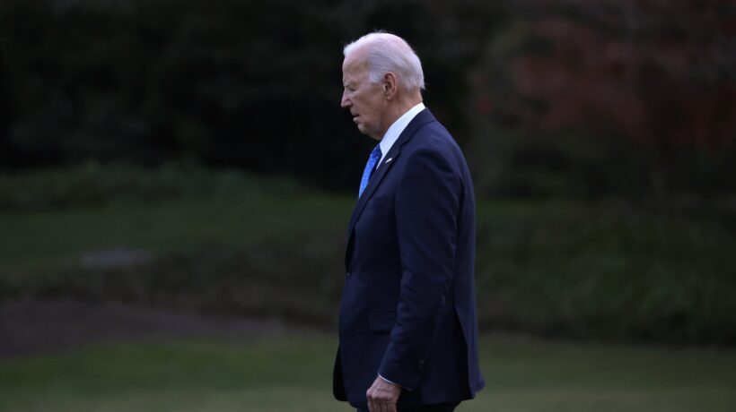 L’élite democratica e il «deep State» si stanno preparando a scaricare Biden