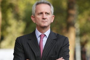 Ddl Capitali, Nagel contro il governo. «Difficile applicarlo: è da sistemare»