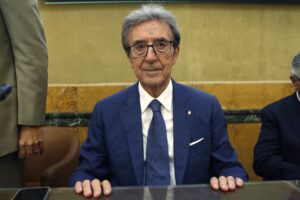 «Europa ostile, svuota le campagne»