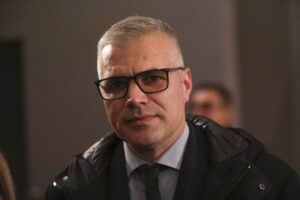 «Il sit in della Schlein? Qui in Rai la politica è trattata come prima»