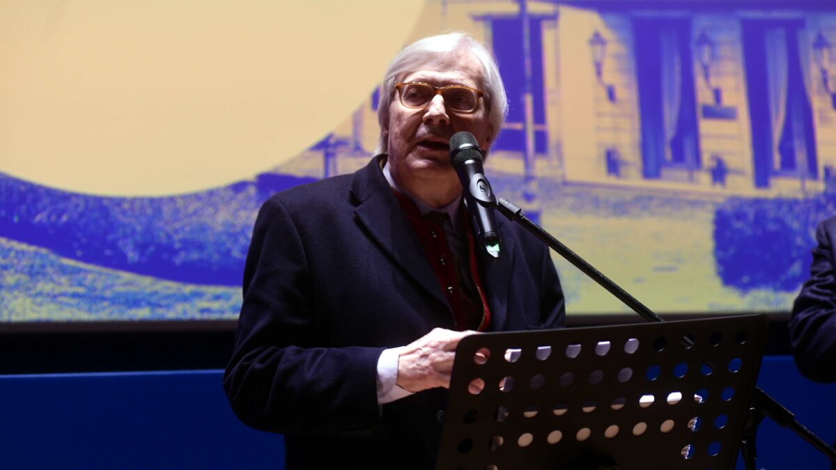 Caro Sgarbi, a te le poltrone non servono
