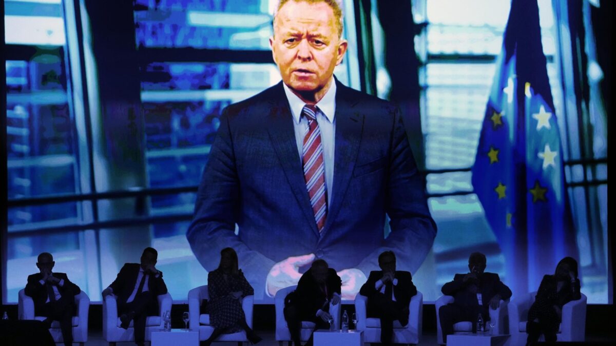 Carne finta, l’Ue congela il no di Roma