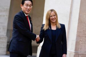 Aerei, lavoro, commerci: l’Italia chiama Tokyo