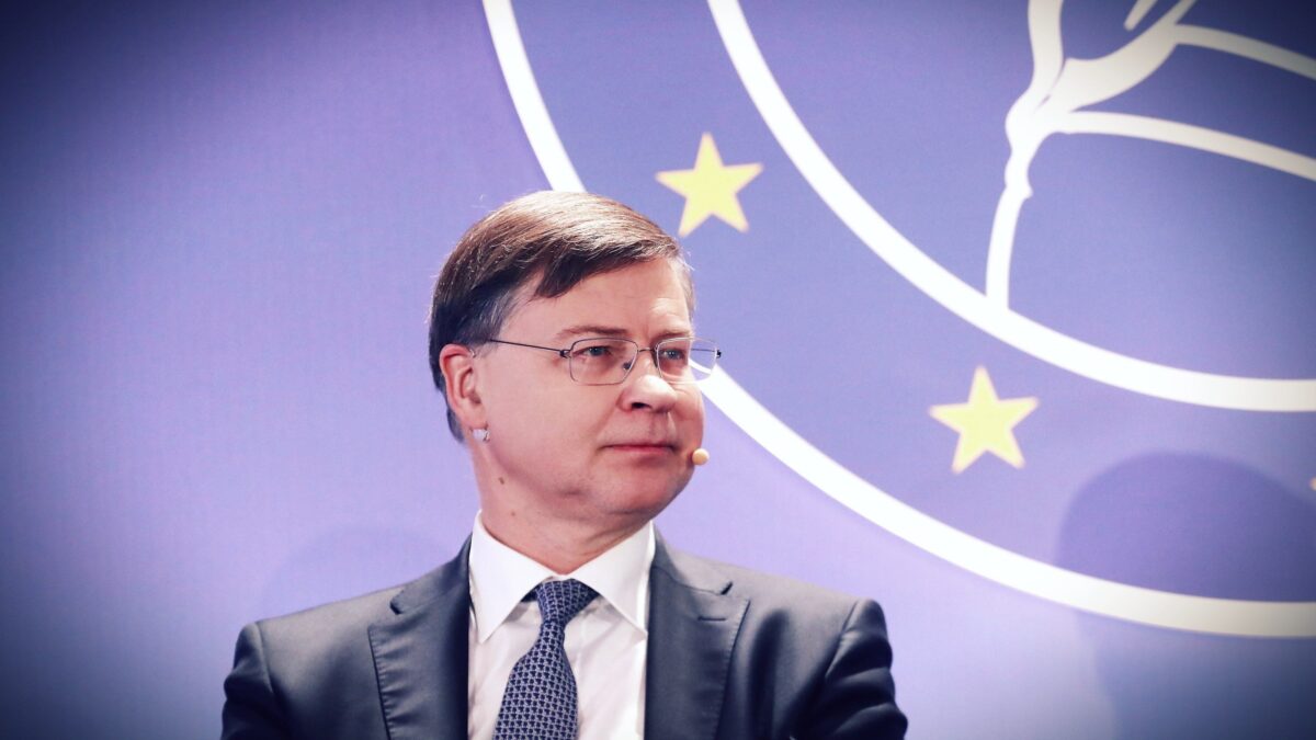 Lotta a oltranza sul Patto di stabilità: Consiglio immobile sul calo del debito