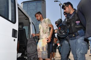 Stiamo importando nella nostra Italia un’armata di islamici che ci odia a morte