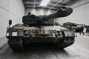 Italia e Germania insieme sul campo di battaglia. E slitta il tank europeo