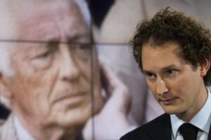 I verbali e i documenti che svelano il miliardo nascosto degli Agnelli