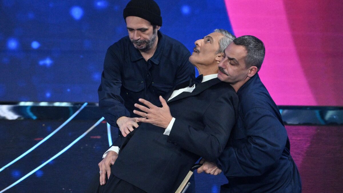 Senza Coletta e Presta, è Fiorello il regista del Sanremo senza sermoni