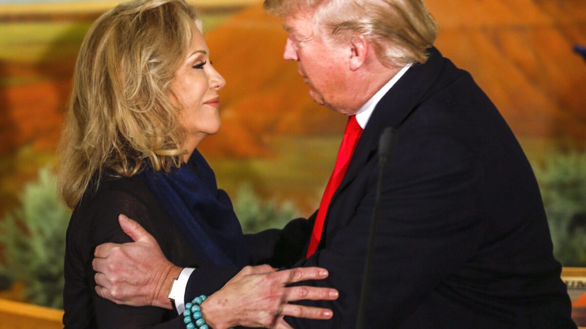 Aissa Wayne: «Mio padre John Wayne voterebbe Donald Trump»