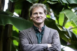 Giulio Scarpati: «Da “medico in famiglia” dico che oggi manca tempo per i pazienti»