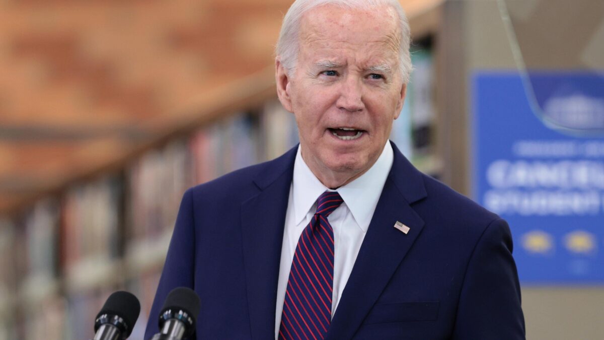 Biden insulta Putin: «Figlio di p…». Lo zar: «Gioca a fare il cowboy»
