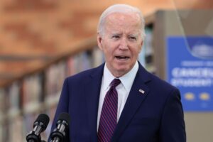 Biden insulta Putin: «Figlio di p…». Lo zar: «Gioca a fare il cowboy»