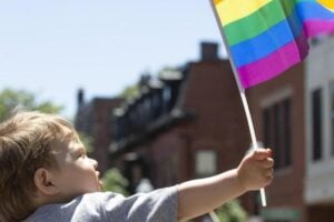 Sopralluogo pure al Meyer di Firenze. Si allarga lo scandalo dei bimbi trans