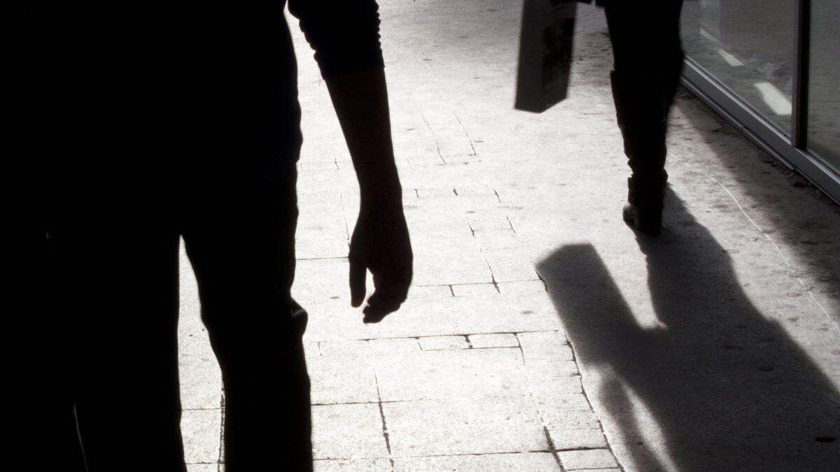 Il somalo violentatore è libero perché per la pm non è pericoloso