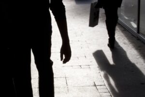 Il somalo violentatore è libero perché per la pm non è pericoloso