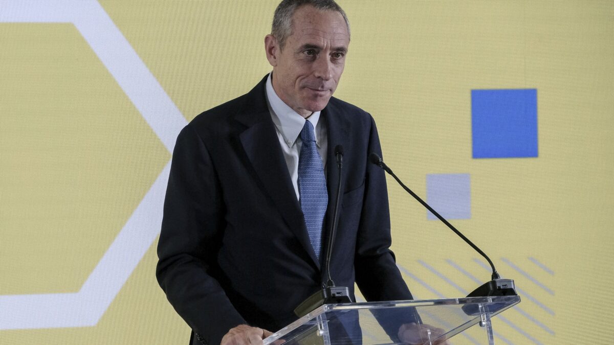 L’utile di Poste in crescita del 22%. Maxi dividendo da 1 miliardo