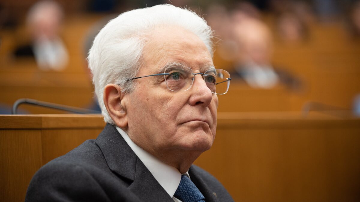 Mattarella usa la Salis contro la Meloni