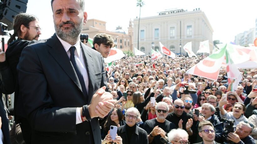 Al «Tg1» Emiliano finge di ritrattare