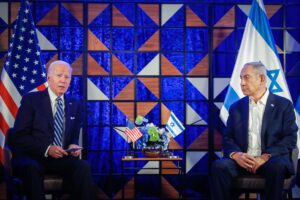 È scontro frontale tra Biden e Bibi
