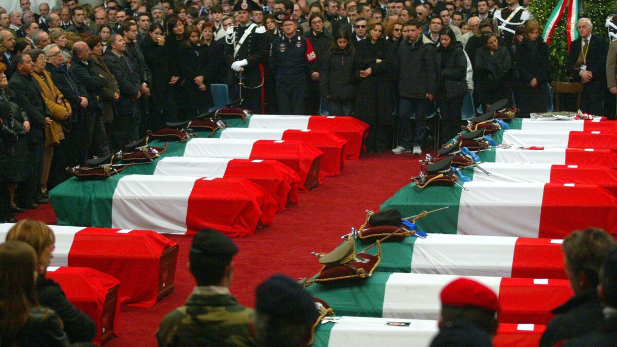 Caduti di Nassiriya, le medaglie della discordia