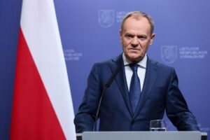 I dirigenti europei fanno la gara a chi getta più benzina sul fuoco
