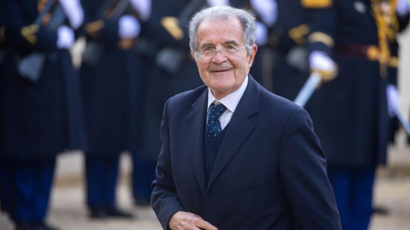Prodi cede alle sirene di Macron e sogna un’Europa a guida francese