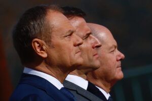 Chi tifa per il premierato europeo rischia di portare l’Italia in serie B