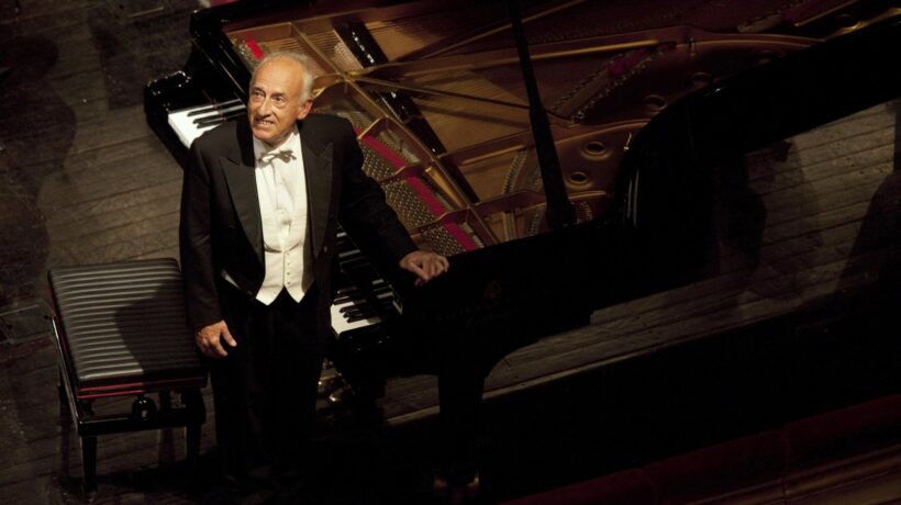 Morto a 82 anni Maurizio Pollini, gigante riservato del pianoforte
