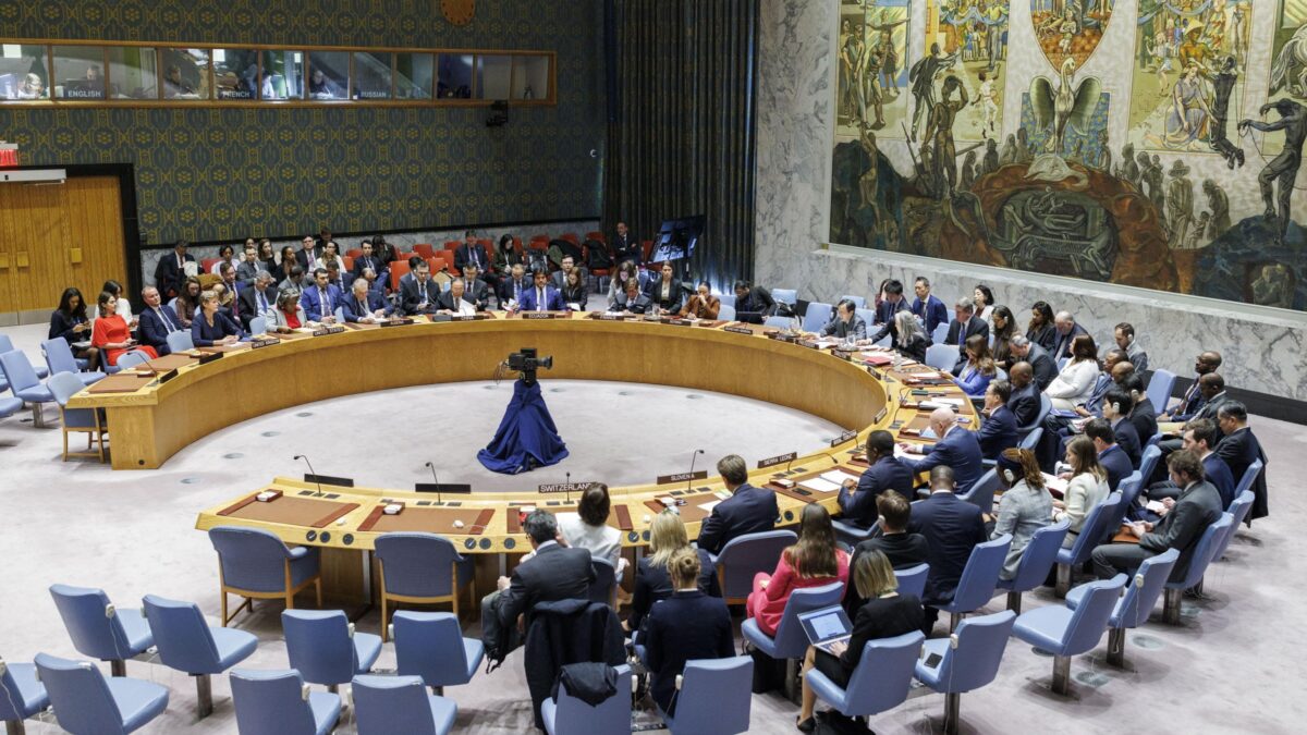 «Cessate il fuoco». La mozione dell’Onu fa scendere il gelo tra gli Usa e Israele