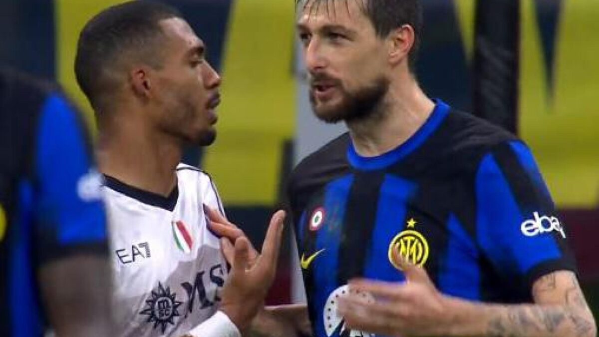 Acerbi dribbla gli antirazzisti di professione
