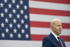 L’Afghanistan torna a perseguitare Joe Biden