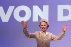 Fuoco amico su Ursula: «All’Ue serve altro»