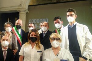 Torniamo a rendere i medici non ricattabili
