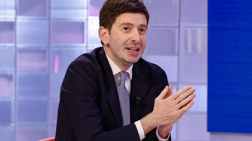 Così Speranza e il Cts hanno giocato sulla pelle dei ragazzi