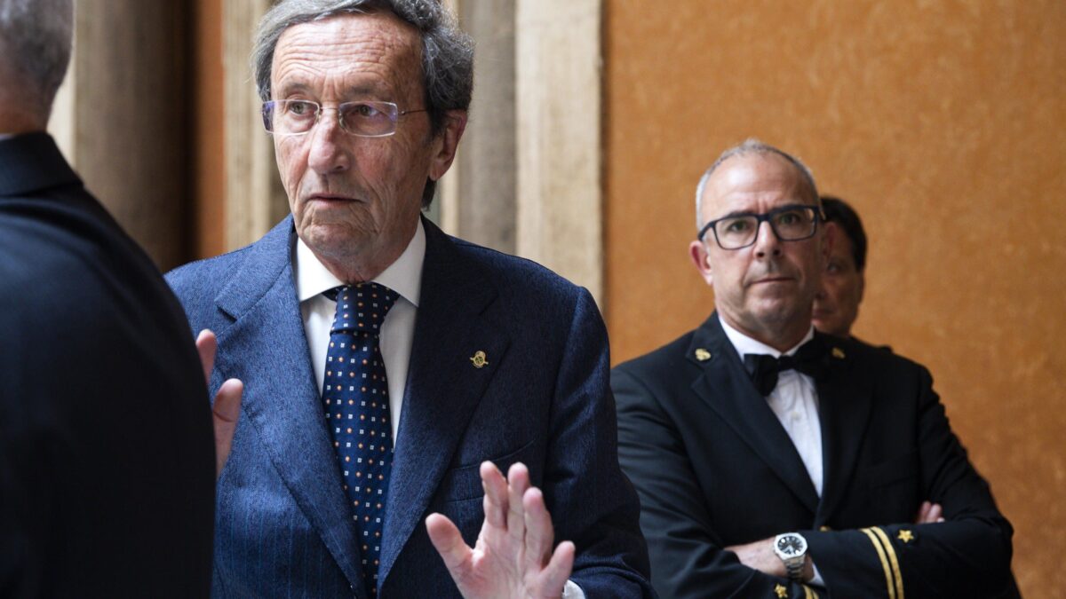 Il caso Fini è la lapide della stampa asservita