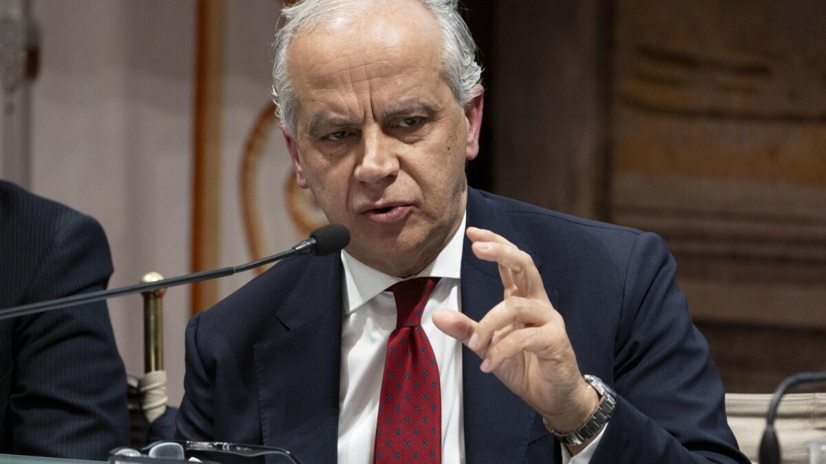 Per i giudici i boss controllavano l’azienda barese dei trasporti