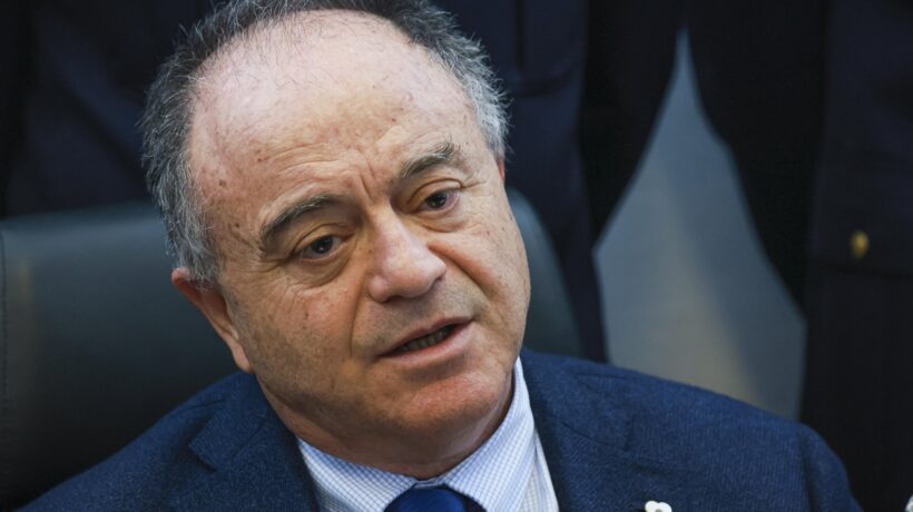 Gratteri allude a un ministro che sniffa?
