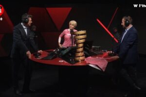 Giro d’Italia, il «Trofeo senza fine» arriva negli studi di Rtl 102.5