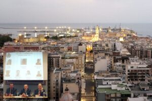 Ecco la famiglia «visitata» dal leader dem