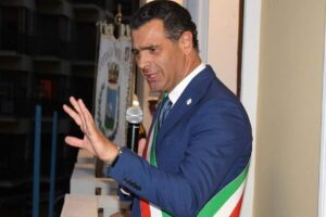 Blitz nel feudo rosso: preso sindaco già del Pd