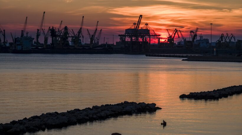 Porti pugliesi verso l’eolico offshore