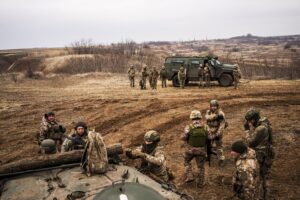 Orrore: Lituania e Polonia pronte a spedire al fronte i rifugiati ucraini