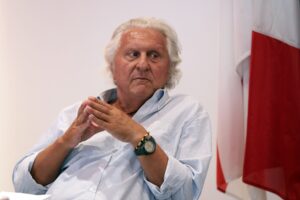 «Chi ha sfasciato la sanità oggi dà lezioni»