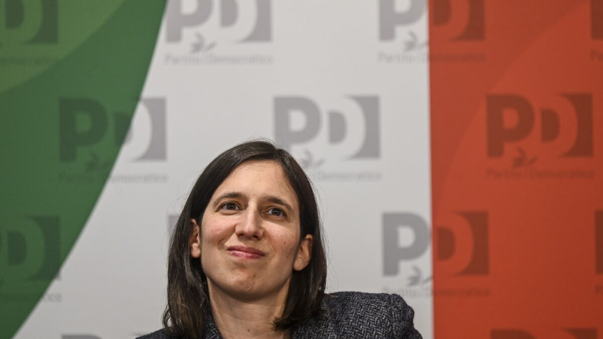 «Basta “segretario”. È troppo staliniano». Il Pd non la finisce più di coprirsi di ridicolo