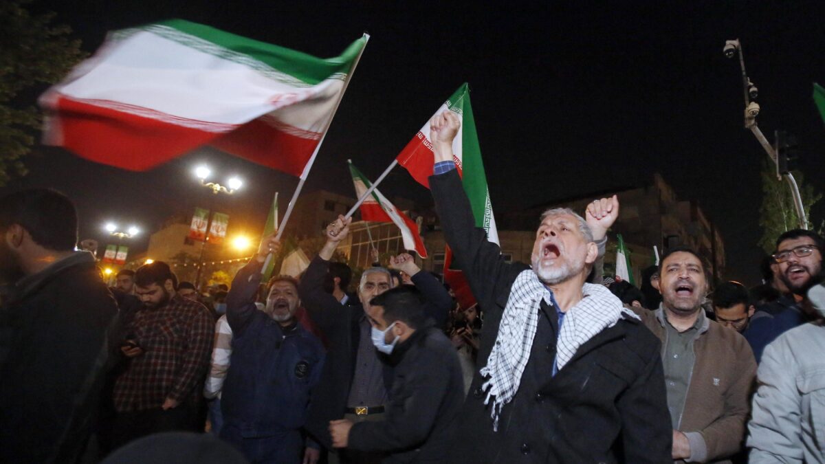 L’Iran incendia il mondo. Serve uno stop in Ucraina