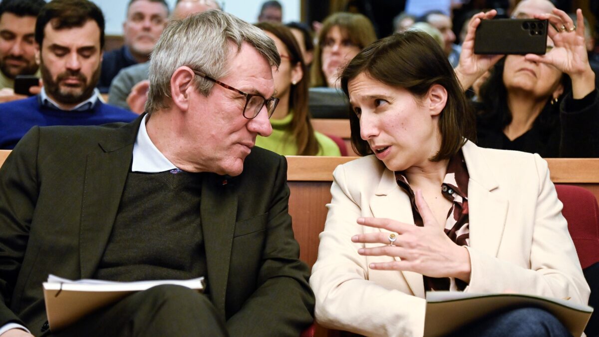 Manca anche il rispetto per i morti. Gli avvoltoi conoscono già i colpevoli